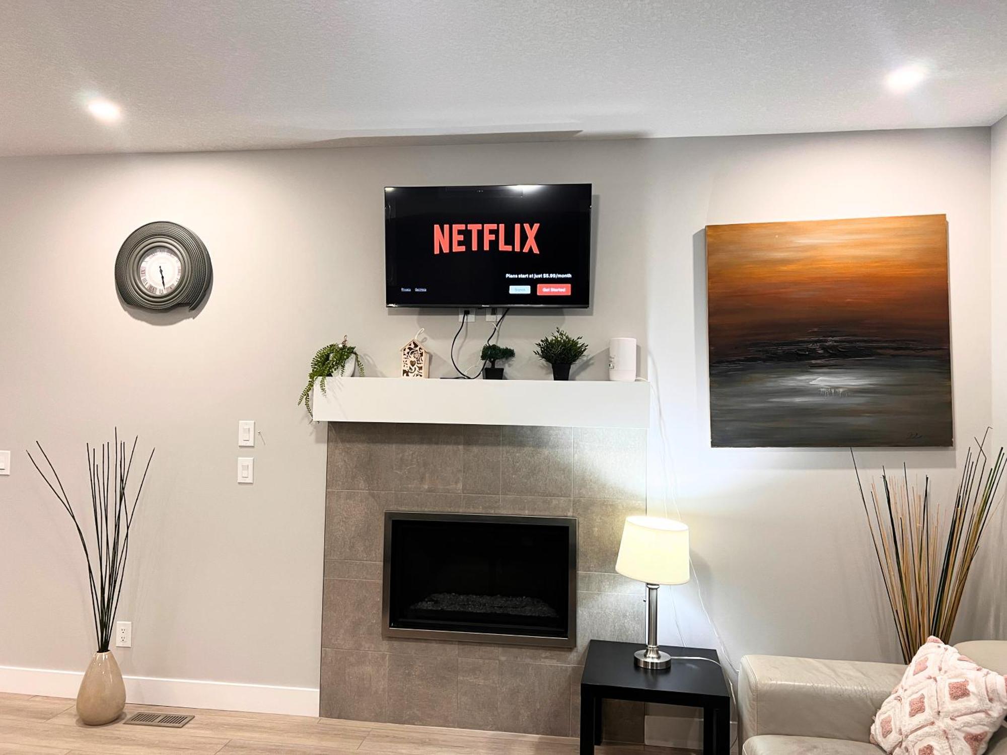 Flowealth Property Luxury Villa Near Lake Netflix Tv Wifi YYC Eksteriør bilde